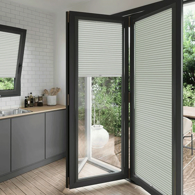 Aluminum Bi-Fold Doors with 1.4mm Wall Thickness and Rolling Pull Opening Method