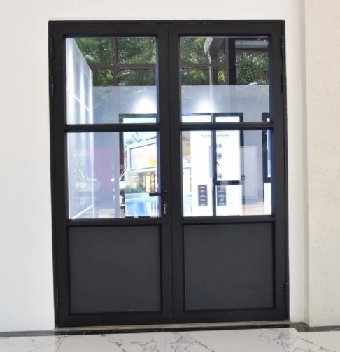 Modern Exterior Security Waterproof Aluminum Alloy Casement Doors With 10 Sealing Layers