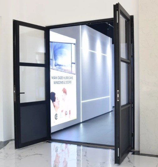 Modern Exterior Security Waterproof Aluminum Alloy Casement Doors With 10 Sealing Layers