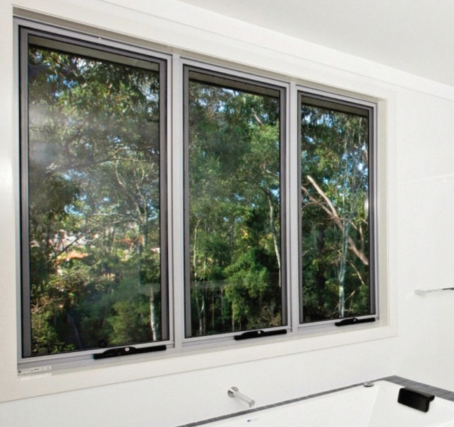 Advanced R D Hanging Curtain Type Aluminum Casement Window with Level 8 Air Tightness