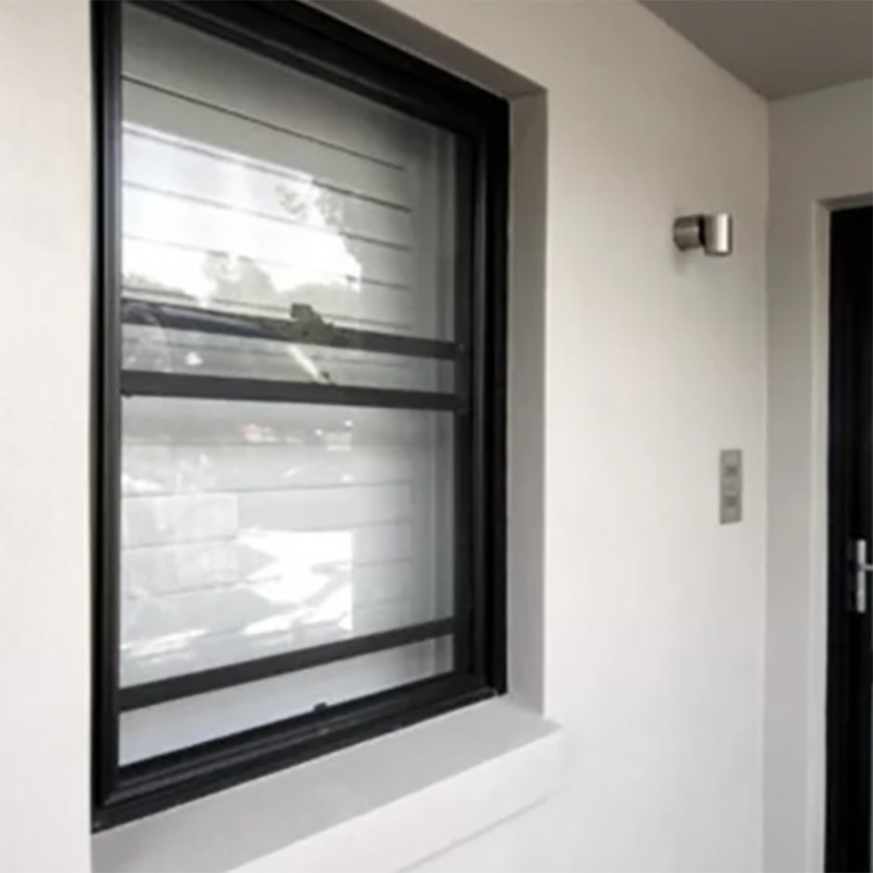 Double Hung Windows With 5 27A 55 9A 5 12A 5 Glass And Stainless Steel Screen Netting